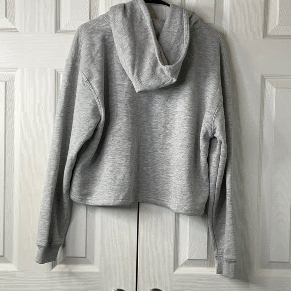 NBA Boston Celtics 2024 Champions Womens Cropped Hooded Sweatshirt Size L - Picture 5 of 7